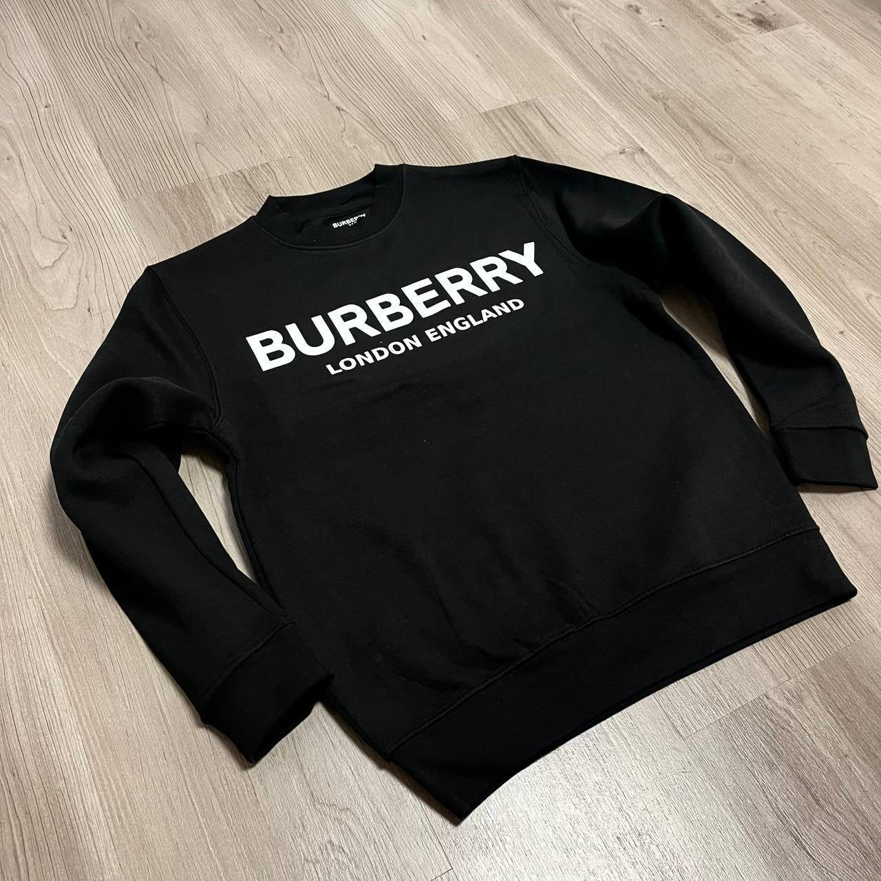 Sudadera  Burberr negra