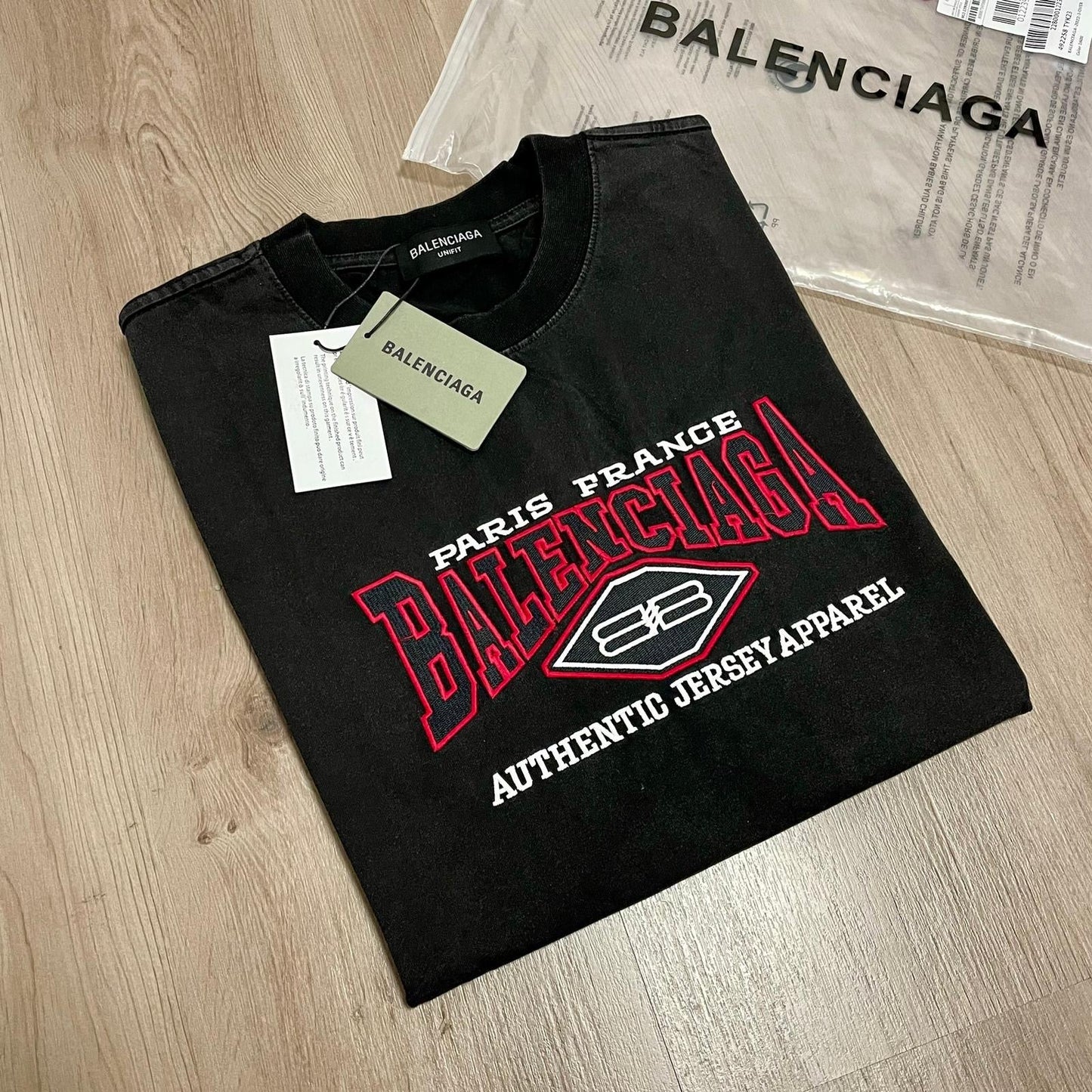 Camiseta balenciag PREMIUM