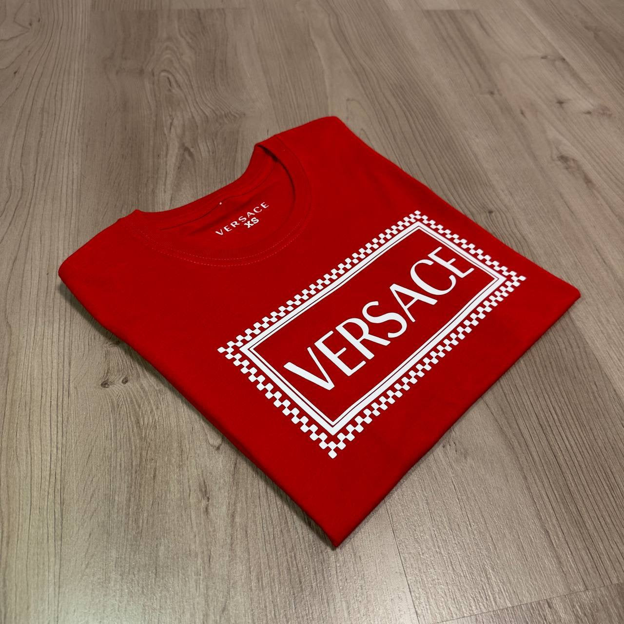 Camiseta Versc roja