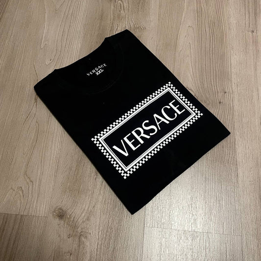 Camiseta Versc negra